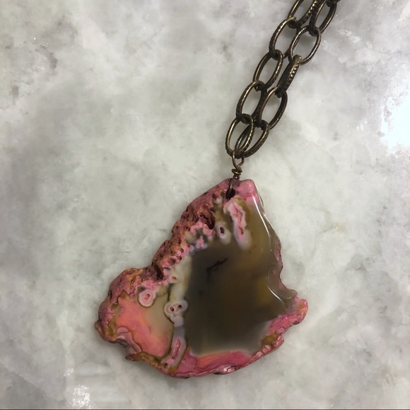 Pink agate chain necklace. - Picture 5 of 6